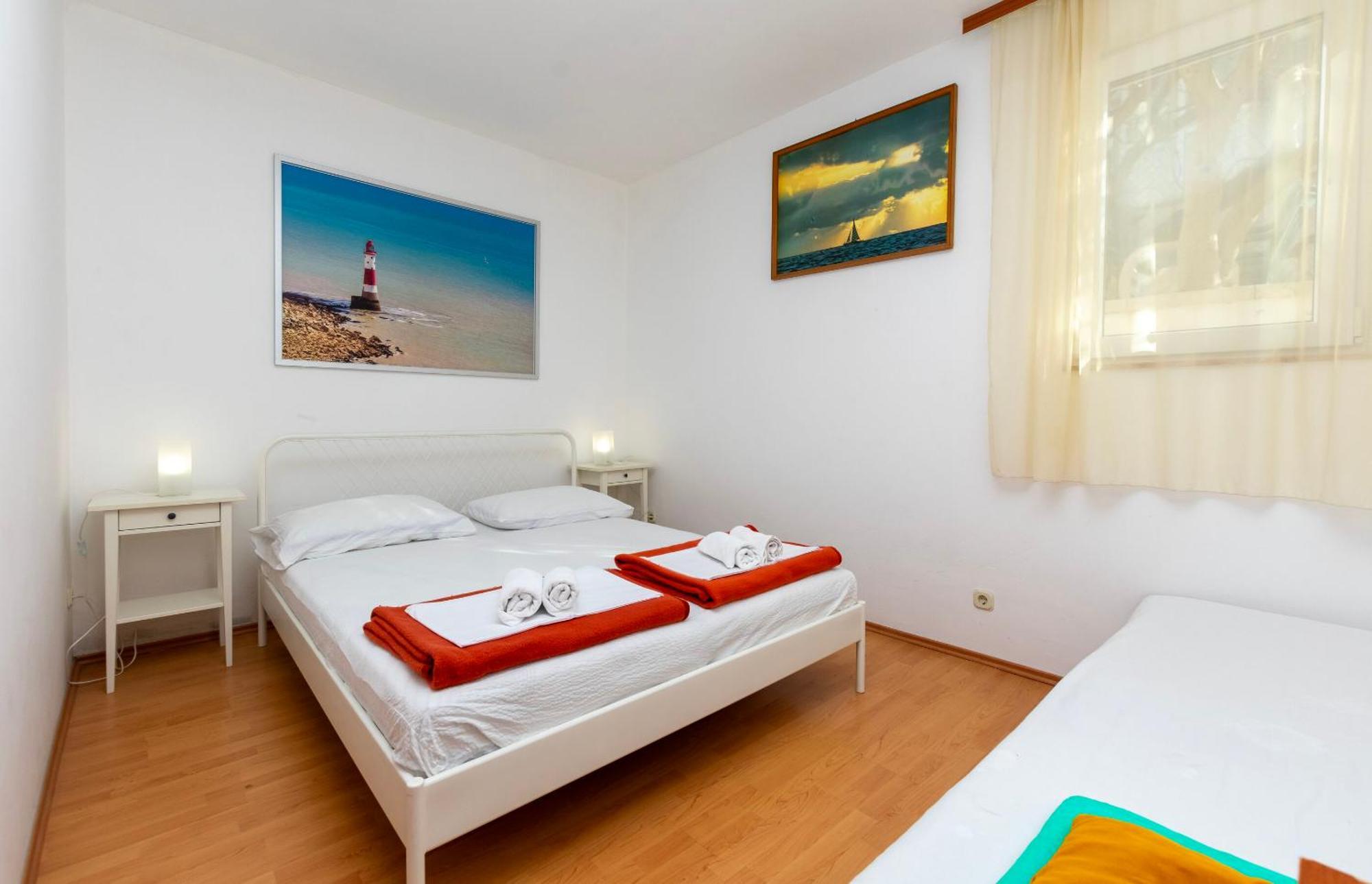Apartments Ivo - Sea View; Pisak Esterno foto